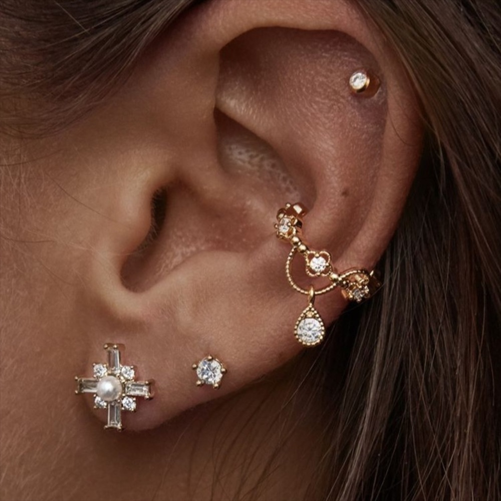 Crystal Rain drop ear cuff